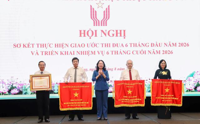  7 thành phố phải phát huy vai trò đầu tàu tăng trưởng - Ảnh 1.