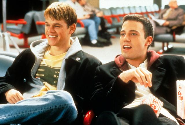 Matt Damon và Ben Affleck 'trắng tay' sau khi đóng bộ phim đoạt hai giải Oscar - Ảnh 1.