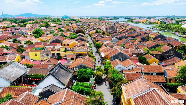 Hình ảnh phố cổ Hội An bị gắn thành "Trung Quốc", gây bức xúc - Ảnh 2.