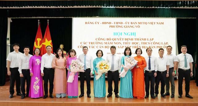 Quy định số lượng cấp ph&oacute; khi sắp xếp trường học - Ảnh 1.