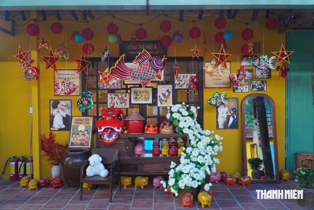 Rủ nhau check-in 'phố cổ Hội An' ở… TP.HCM - Ảnh 7.