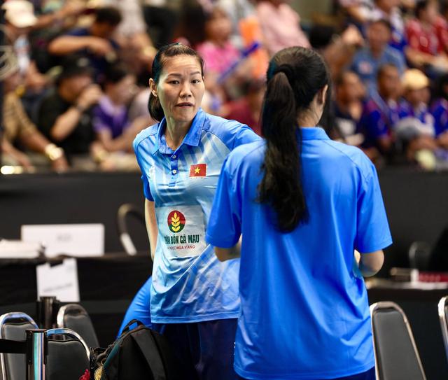 Thua tiếp Philippines, b&oacute;ng chuyền nữ Việt Nam nguy cơ trắng tay chặng 2 SEA V.Cup - Ảnh 2.