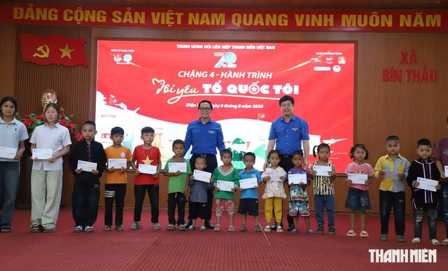 Từ Sín Thầu lan tỏa tình yêu Tổ quốc - Ảnh 2.