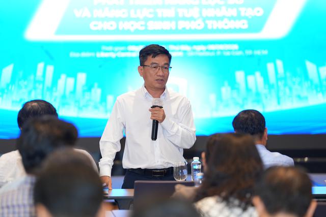 Không gia tăng áp lực cho giáo viên, học sinh khi ứng dụng trí tuệ nhân tạo - Ảnh 2.