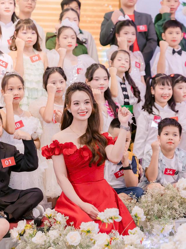 'Càng học tôi càng thấy mình nhỏ bé'- Ảnh 3.