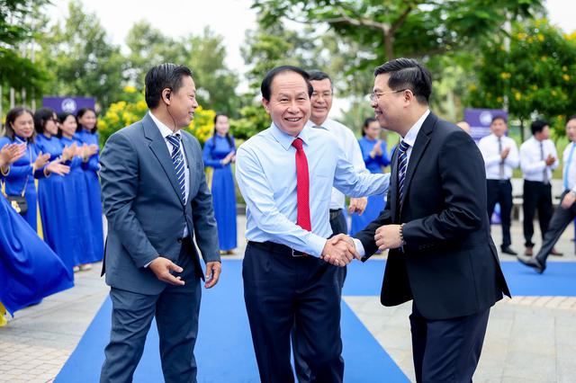 Ph&oacute; thủ tướng dự kỷ niệm 50 năm ng&agrave;y truyền thống Trường ĐH T&agrave;i ch&iacute;nh-Marketing - Ảnh 3.