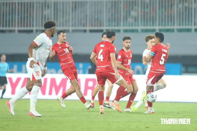 PSSI kh&ocirc;ng cập nhật kết quả Indonesia bị loại sớm, HLV Herdman bị ch&ecirc; k&eacute;m xa &ocirc;ng Shin Tae-yong- Ảnh 1.