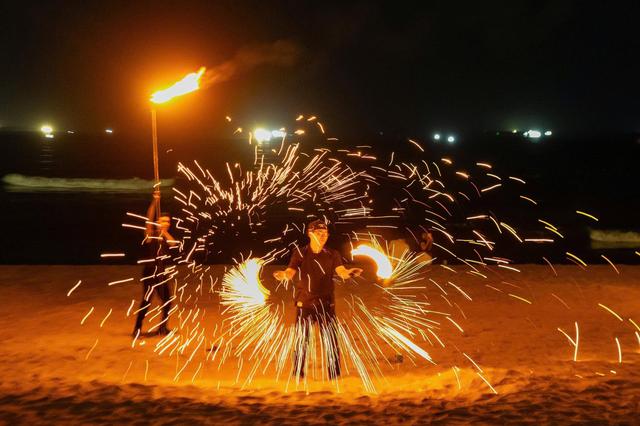 Columbo Beach: Tâm điểm giải trí mới của bạn bè năm châu tại phố Tây An Thượng- Ảnh 6.