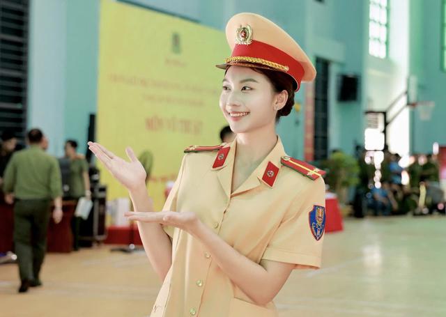 Cô gái được gọi là ‘bông hồng đả nữ’ gây chú ý - Ảnh 5.