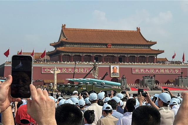 Trung Quốc đạt bước tiến về tên lửa diệt hạm, Hải quân Mỹ sẽ gặp khó? - Ảnh 1.