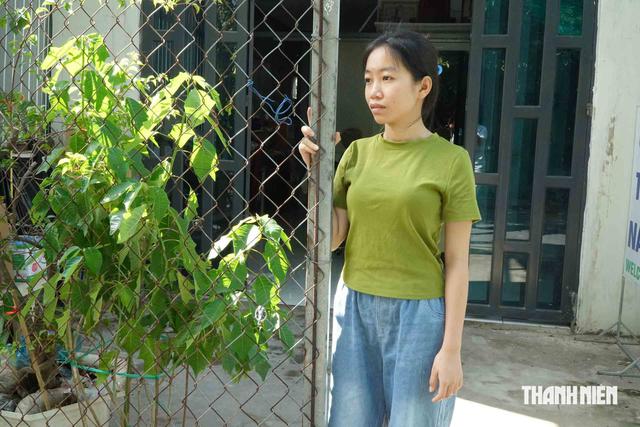 Mồ côi cha mẹ, nữ sinh nghèo lo giấc mơ đại học dang dở - Ảnh 2.