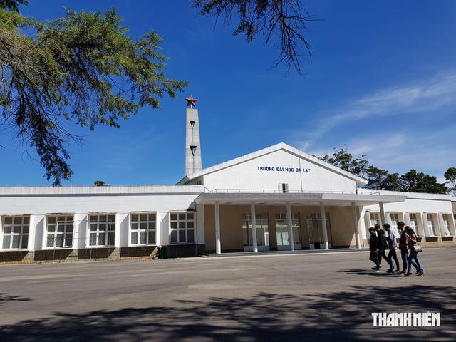 Đại học Đà Lạt công bố điểm chuẩn, Sư phạm Toán học cao nhất - Ảnh 1.