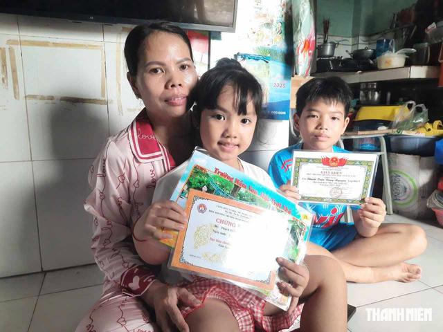 Một m&igrave;nh chật vật nu&ocirc;i con ăn học - Ảnh 2.