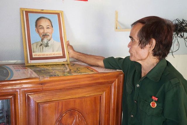 Người Cor mang họ B&aacute;c Hồ v&agrave; c&acirc;u chuyện g&igrave;n giữ tiếng chi&ecirc;ng- Ảnh 2.