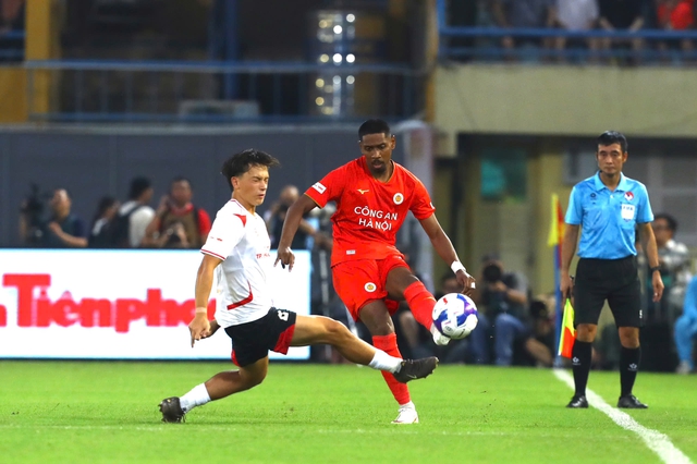Đội tuyển Việt Nam có 'lá chắn' mới ở FIFA ASEAN Cup: Việt kiều đẳng cấp cao!- Ảnh 2.