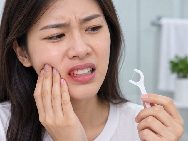 Chảy máu nướu khi dùng chỉ nha khoa: khi nào bình thường, khi nào nên đi khám? - Ảnh 1.