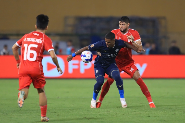 Bảng xếp hạng V-League mới nhất: CLB CAHN lên ngôi đầu theo kịch bản không thể hấp dẫn hơn- Ảnh 2.