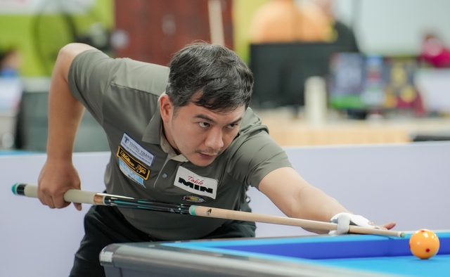 Billiards: Trần Quyết Chiến thất thủ bởi sê-ri 17, vẫn giành vé vào vòng knock-out- Ảnh 2.
