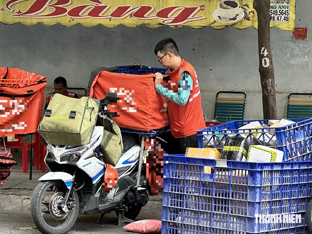 'Siết' thuế nhập khẩu hàng giá trị nhỏ là cần thiết - Ảnh 1.