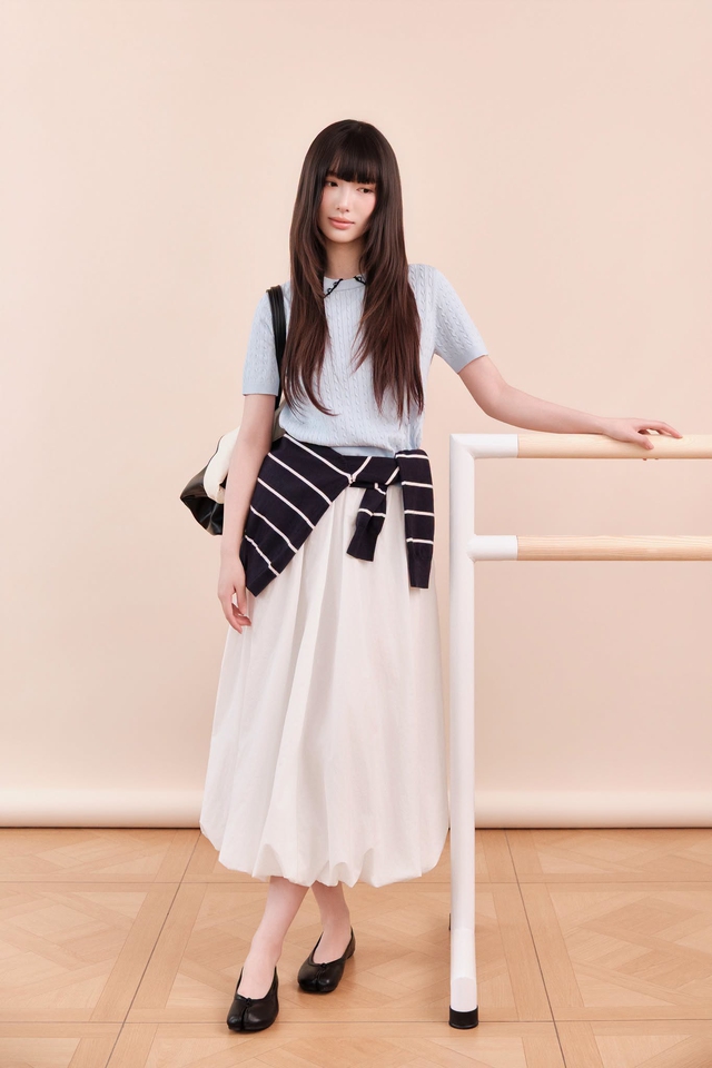 Vừa ấm vừa xinh với cặp đ&ocirc;i cardigan v&agrave; ch&acirc;n v&aacute;y d&aacute;ng d&agrave;i- Ảnh 2.
