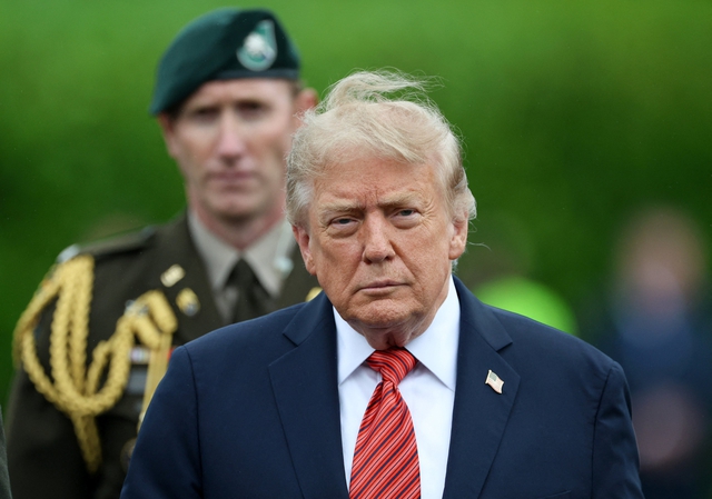 &Ocirc;ng Trump n&oacute;i Houthi đề nghị Mỹ kh&ocirc;ng can thiệp xung đột - Ảnh 1.
