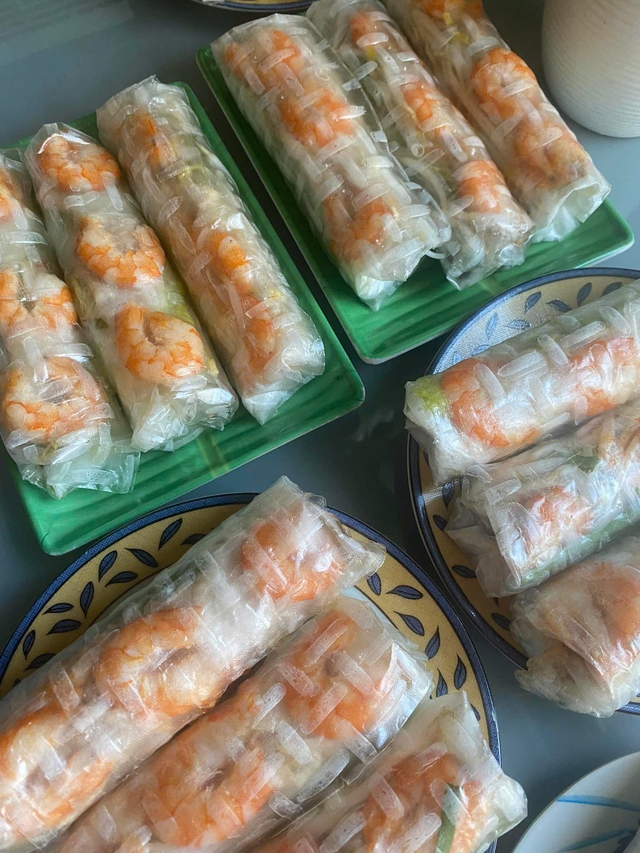Gỏi cuốn tôm thịt miền Tây - Ký ức của thời khẩn hoang - Ảnh 1.