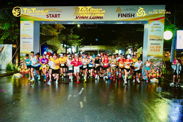 Rực rỡ sắc màu và cảm xúc tại T&T Group Marathon Vĩnh Long- Ảnh 2.