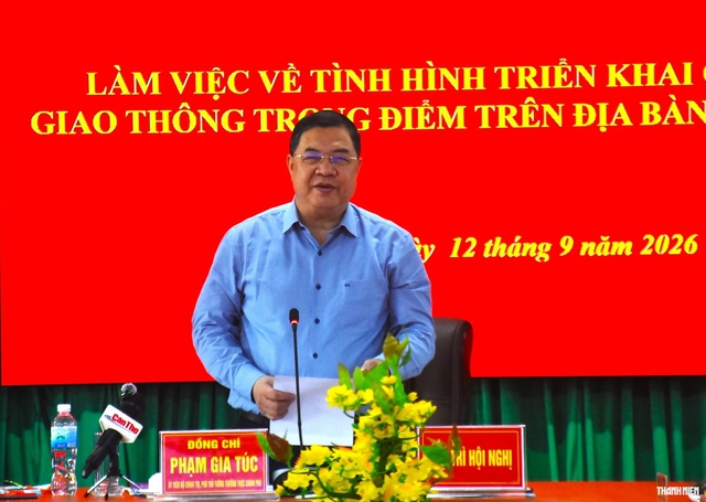 Ph&oacute; thủ tướng Thường trực y&ecirc;u cầu đẩy nhanh tiến độ c&aacute;c dự &aacute;n giao th&ocirc;ng trọng điểm ở C&agrave; Mau- Ảnh 1.