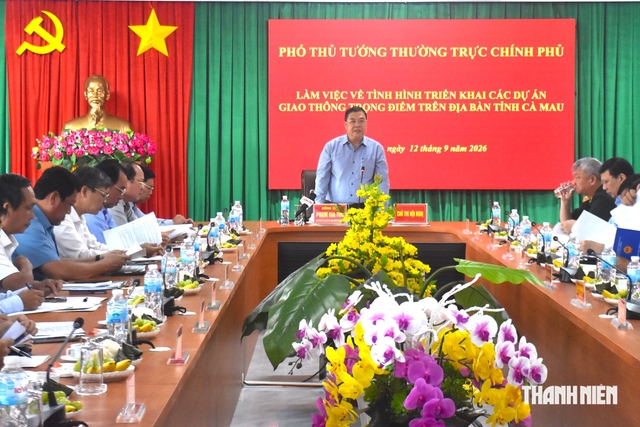 Ph&oacute; thủ tướng Thường trực y&ecirc;u cầu đẩy nhanh tiến độ c&aacute;c dự &aacute;n giao th&ocirc;ng trọng điểm ở C&agrave; Mau- Ảnh 4.
