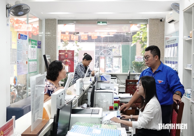Thủ tục hành chính ở TP.HCM 'lên đời' - Ảnh 3.