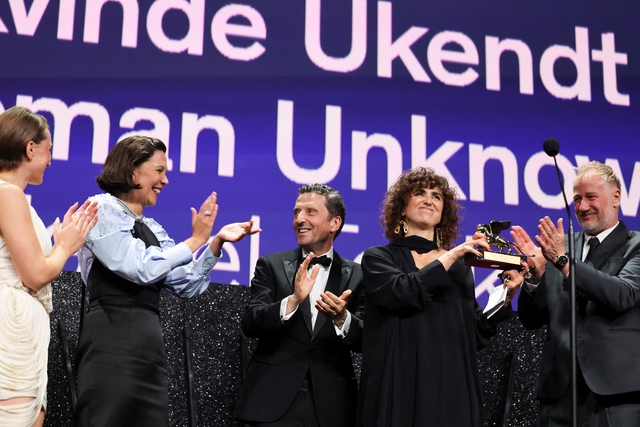 'Woman Unknown' thắng Sư tử v&agrave;ng 2026: Nỗ lực soi s&aacute;ng những phụ nữ v&ocirc; danh- Ảnh 3.