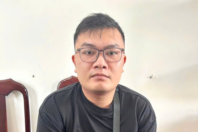 Công an Cần Thơ bắt người bị truy nã trốn ở Đắk Lắk- Ảnh 1.