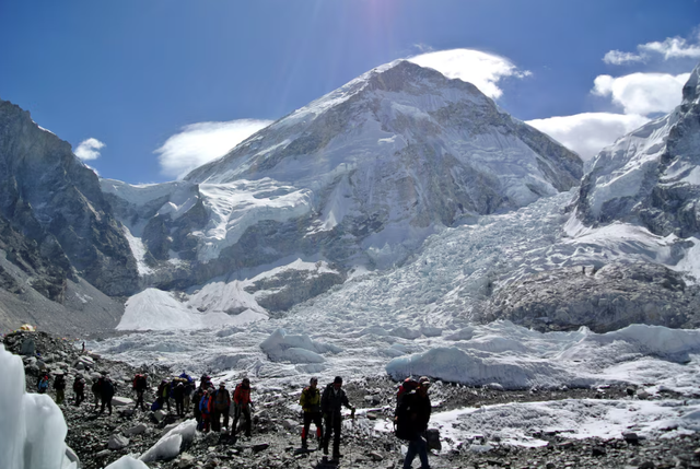 Thế giới trước nguy cơ tái diễn thảm họa lũ quét Nepal - Tây Tạng- Ảnh 1.