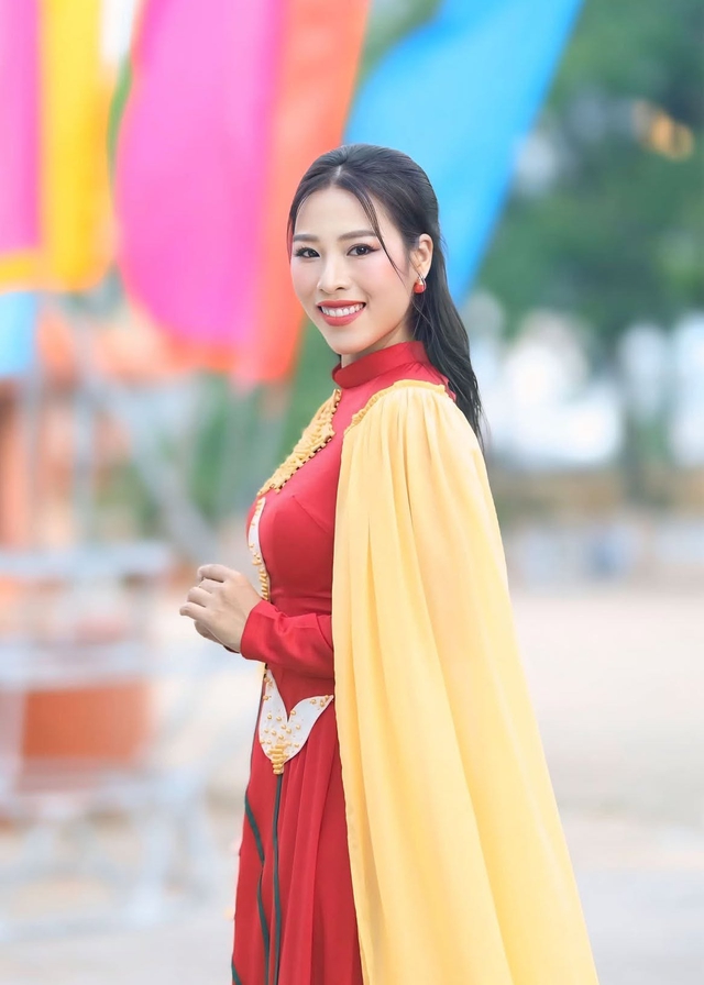 Ca sĩ Tánh Linh: Điều còn lại sau tất cả là...tình người - Ảnh 2.