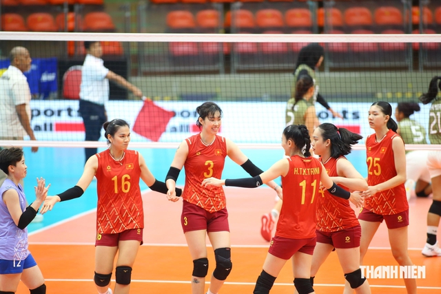 Trần Thị Thanh Th&uacute;y v&agrave; 1 cầu thủ U.23 được chọn cầm cờ cho Việt Nam tại ASIAD 20?

- Ảnh 1.