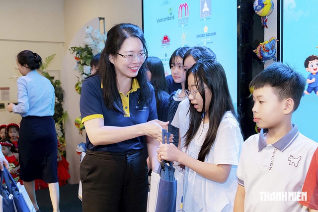 Ng&agrave;y hội Trung thu ấm &aacute;p ở Vĩnh Long - Ảnh 5.