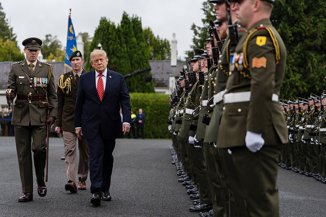Tổng thống Trump chạm đến vấn đề thống nhất Ireland - Ảnh 1.
