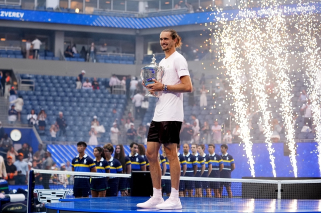Alexander Zverev mất v&agrave;i gi&acirc;y mới biết v&ocirc; địch quần vợt Mỹ mở rộng 2026 - Ảnh 1.