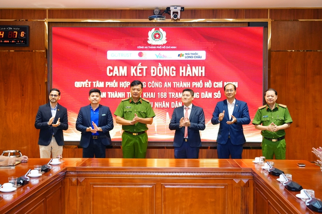 Hơn 200.000 gia đ&igrave;nh an t&acirc;m chăm s&oacute;c sức khỏe c&ugrave;ng t&agrave;i khoản gia đ&igrave;nh Long Ch&acirc;u- Ảnh 3.