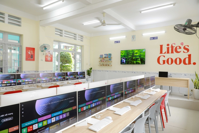 LG mở thêm cơ hội tiếp cận công nghệ cho hơn 1.000 học sinh TP.Đồng Nai - Ảnh 2.