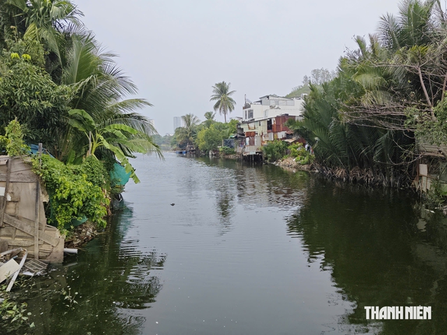 Người d&acirc;n T&acirc;y Nha Trang bất ngờ khi những d&ograve;ng s&ocirc;ng 'b&egrave;o' được khơi th&ocirc;ng - Ảnh 2.