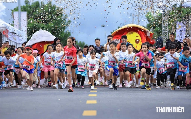54 cặp đ&ocirc;i vợ chồng đ&atilde; 'hẹn h&ograve;' tranh giải Green Marathon Cần Giờ 2026- Ảnh 3.