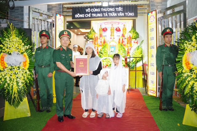 Truy thăng quân hàm với thiếu tá Trần Văn Tùng- Ảnh 1.