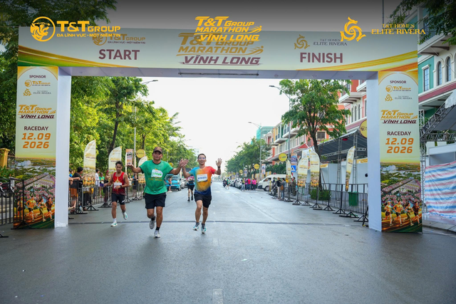 Lãnh đạo tỉnh lan tỏa tinh thần sống khỏe tại T&T Group Marathon Vĩnh Long- Ảnh 4.