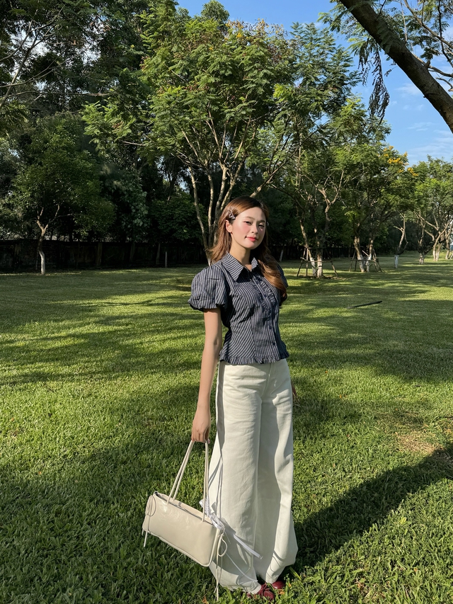 Diện quần jeans trắng đơn giản m&agrave; sang - Ảnh 2.