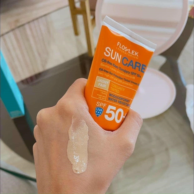 +3 kem chống nắng trang điểm finish trắng hồng, không lem, không trôi mặc kệ mưa gió - Ảnh 5.