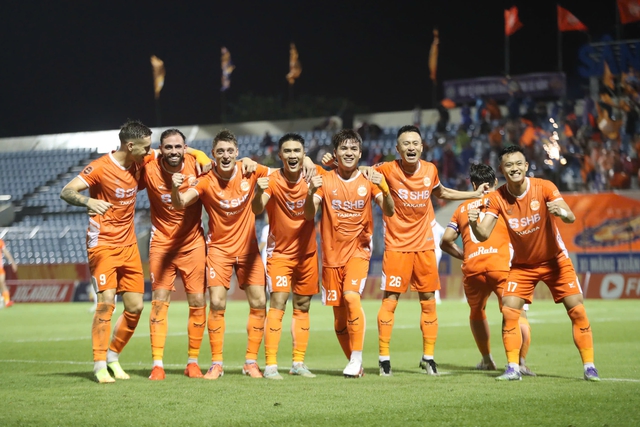 Nhận định, dự đoán tỷ số Hà Nội thắng Đà Nẵng 2-1: Hoàng Hên 'cứu' HLV Kewell- Ảnh 1.