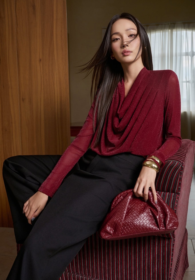 Đỏ burgundy -ngôi sao mới của tủ đồ thu đông - Ảnh 2.