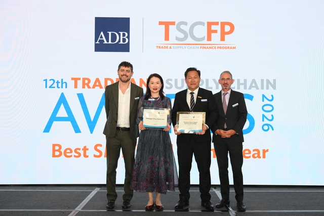 Eximbank được ADB vinh danh giao dịch t&agrave;i trợ thương mại cho doanh nghiệp SME - Ảnh 1.