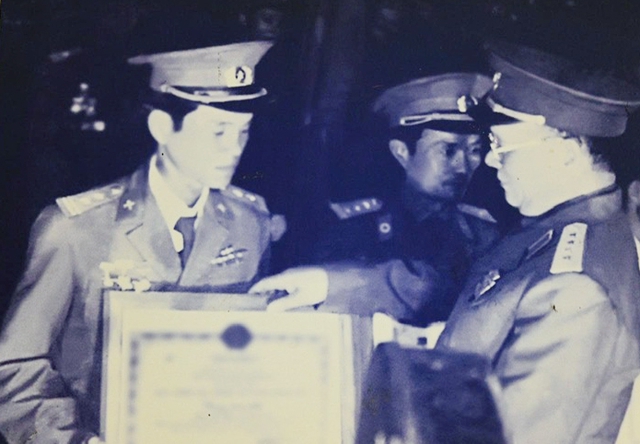Cuộc đời binh nghiệp của thiếu tướng Hồ Khải Hoàng anh hùng ở tuổi 34- Ảnh 5.